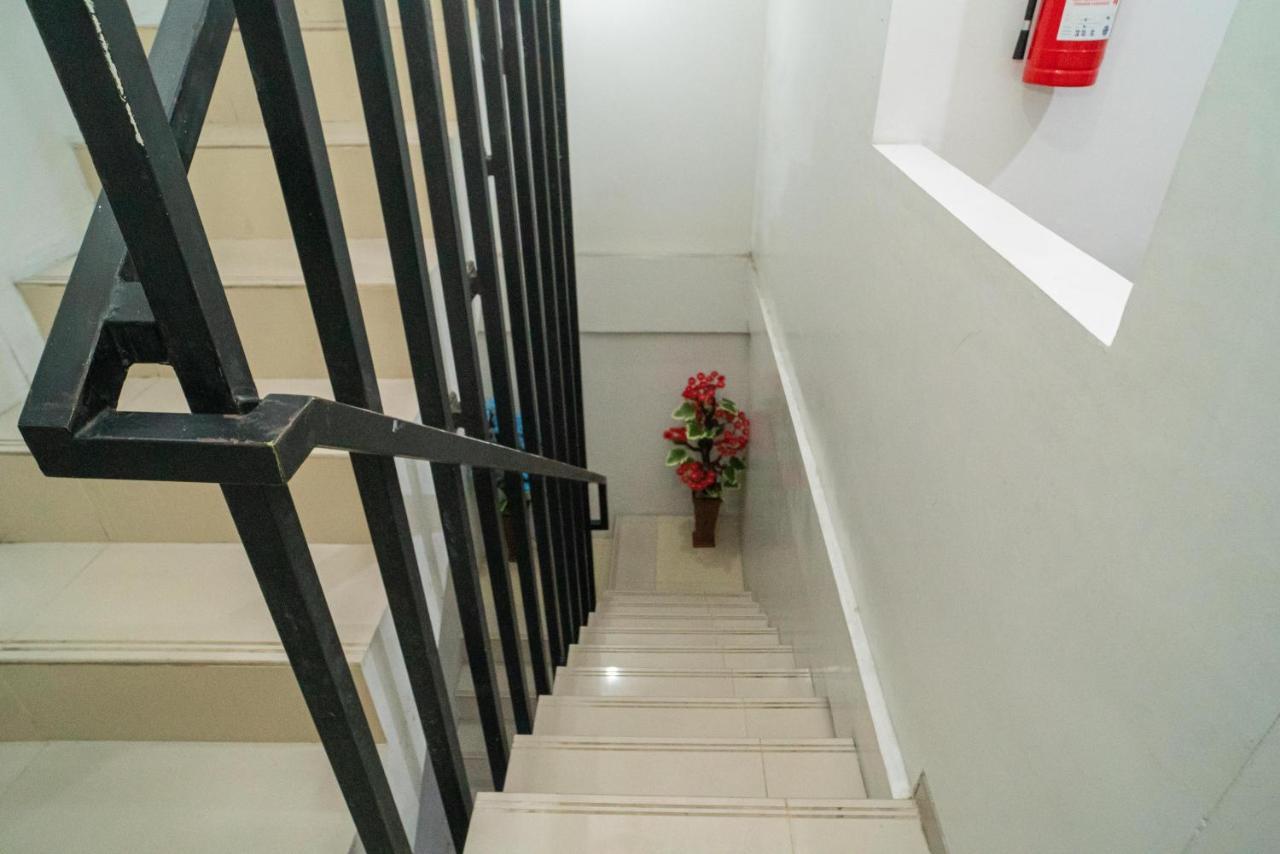 Reddoorz At Merr Rungkut Jl Gunung Anyar Gununganjar Eksteriør billede